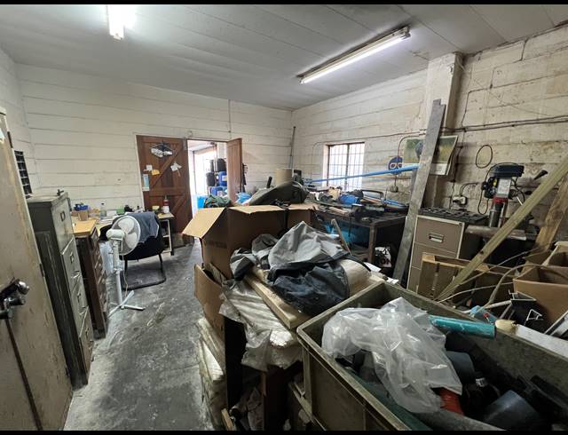1,400M² WAREHOUSE FOR SALE IN BLACKHEATH INDUSTRIAL